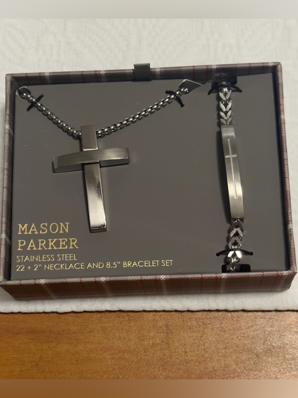 NEW Mason Parker Stainless Steel Men’s Cross Necklace & Bracelet Set